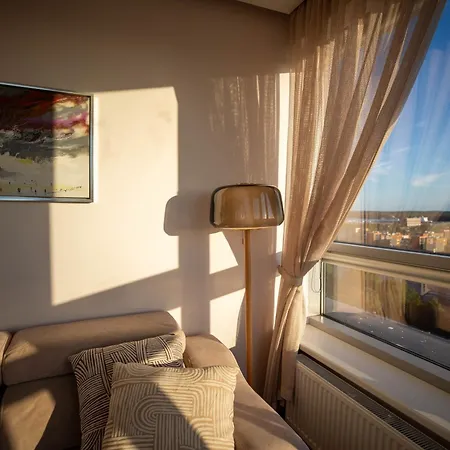 Panoramic Sea-view Penthouse كلابيدا